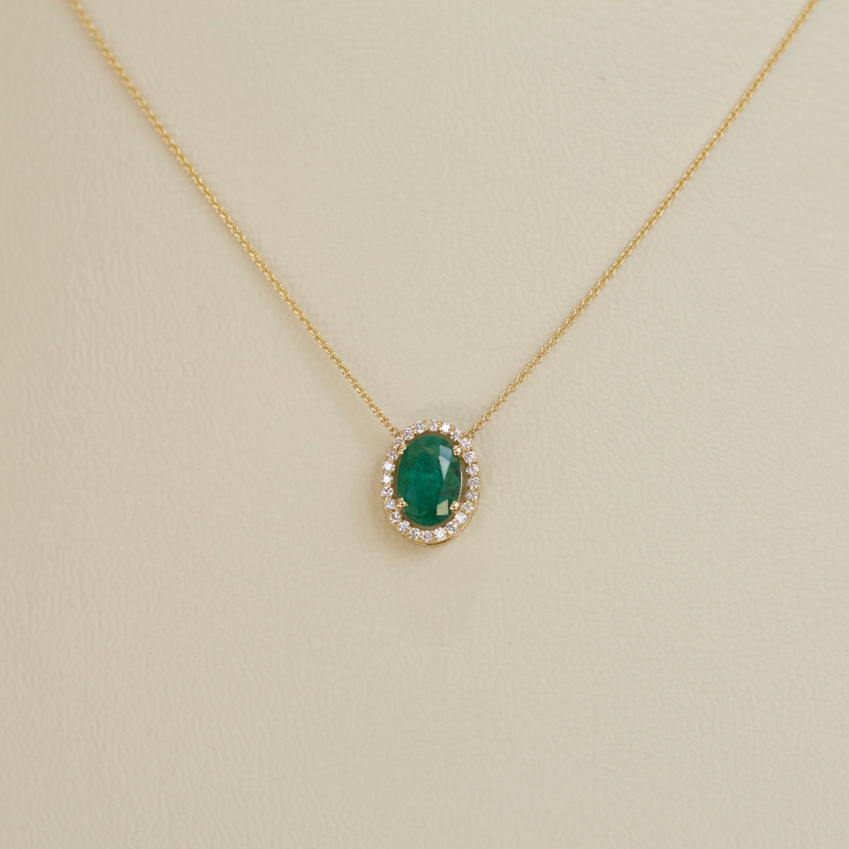 Emerald Halo Nacklace